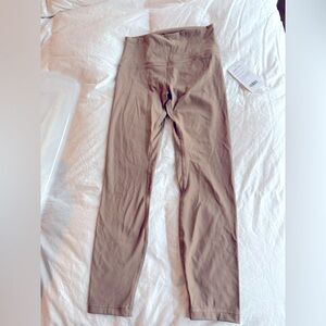 Women’s Tan Leggings NEW